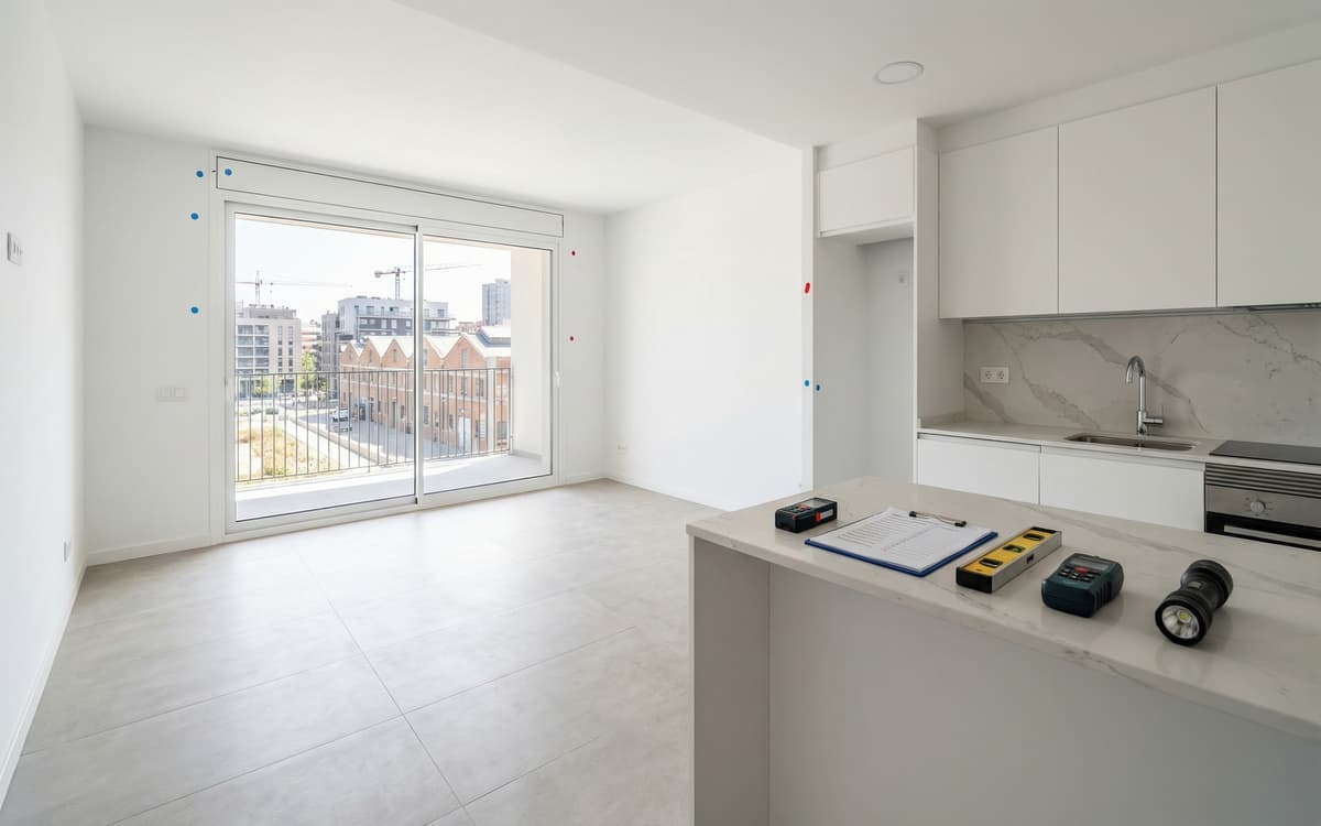 Inspección de pre-entrega de obra nueva en Poblenou